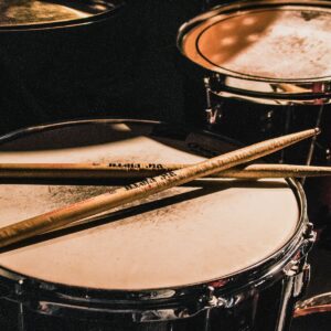 Batteria acustica 5 pezzi con piatti — edizione speciale