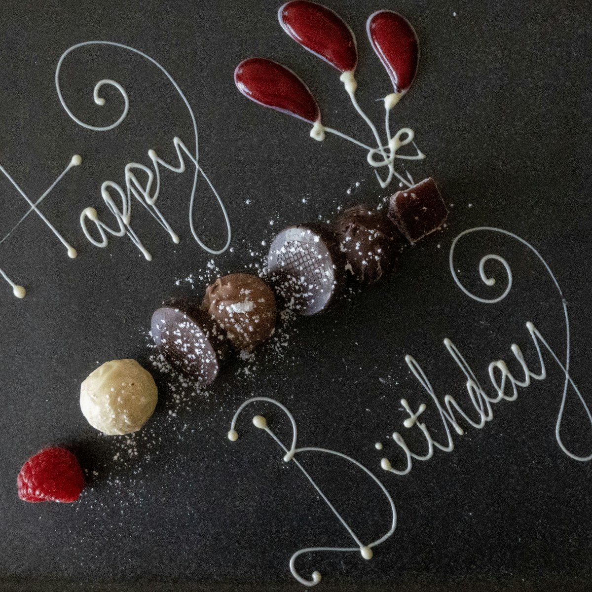 Kit tavola compleanno per 20 persone — edizione speciale