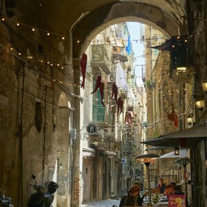 Vicoli e Napoli sotterranea con guida
