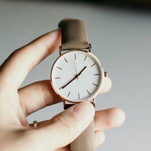 Orologio con cinturino in cuoio — edizione speciale