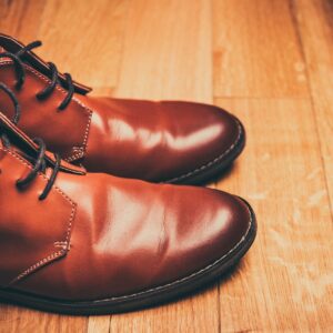 Derby in pelle cognac cucita a mano